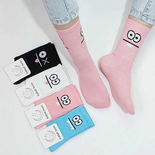 🧦جوراب ساقدار کش انگلیسی 🧸چهارطرح شکلک ✳️ریز بافت ✳️باتراکم بالا 📏فری سایز مناسب ۳۶ تا۴۱ 🎨رنگبندی: سفید/صورتی /آبی/مشکی 💰قی..مت:30T